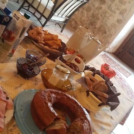 Alloggi Agrituristici Antica Dimora Villa San Demetrio ne' Vestini Kültér fotó
